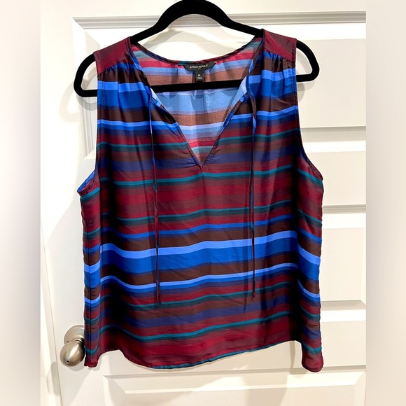 Banana Republic Size Medium Sleeveless Shirt in Maroon & Blue Jewel Tones - Picture 1 of 5